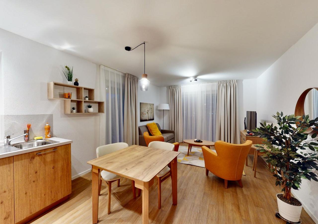 Collombey-Muraz Alp Art Hotel Monthey מראה חיצוני תמונה