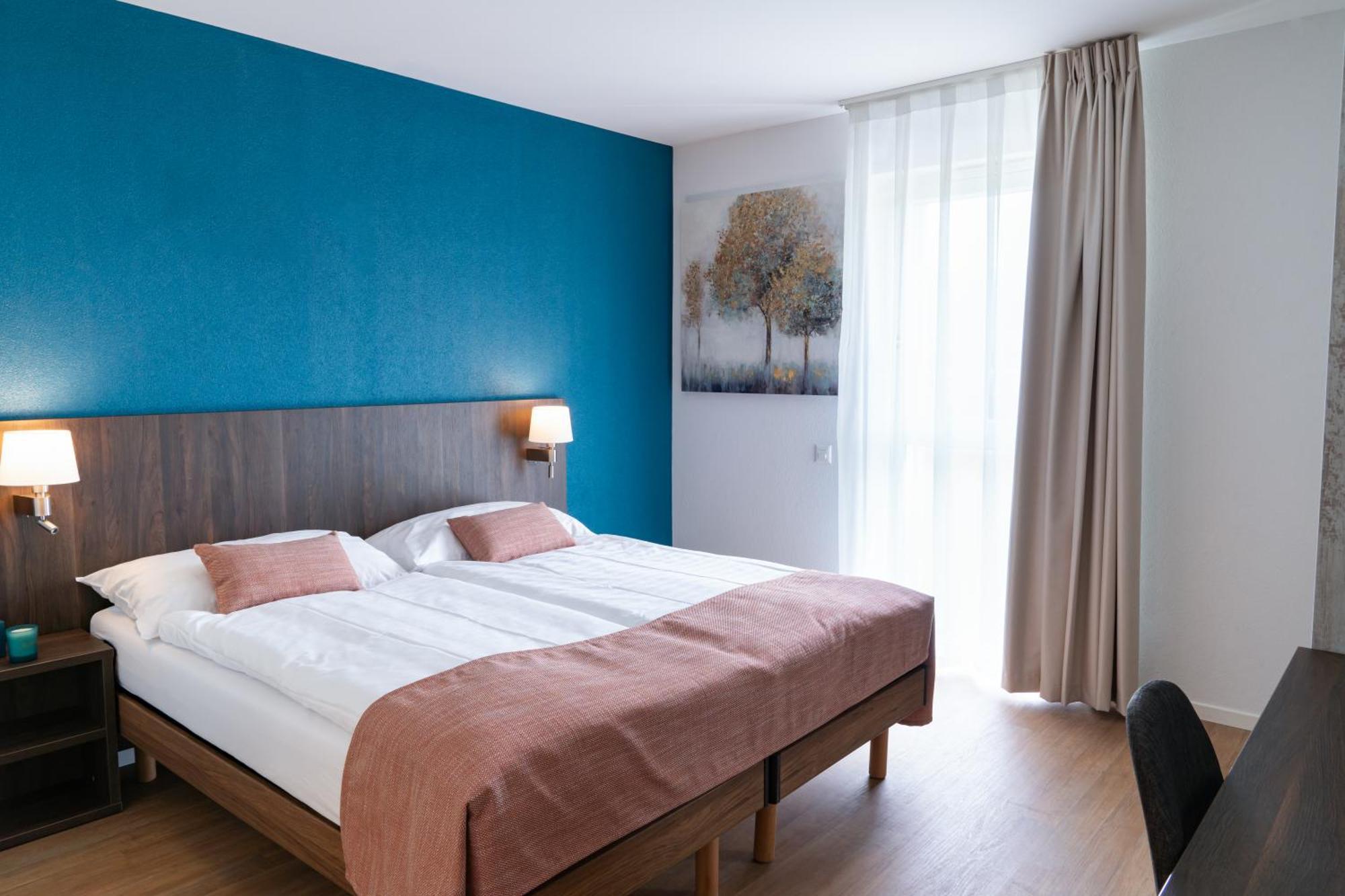 Collombey-Muraz Alp Art Hotel Monthey מראה חיצוני תמונה