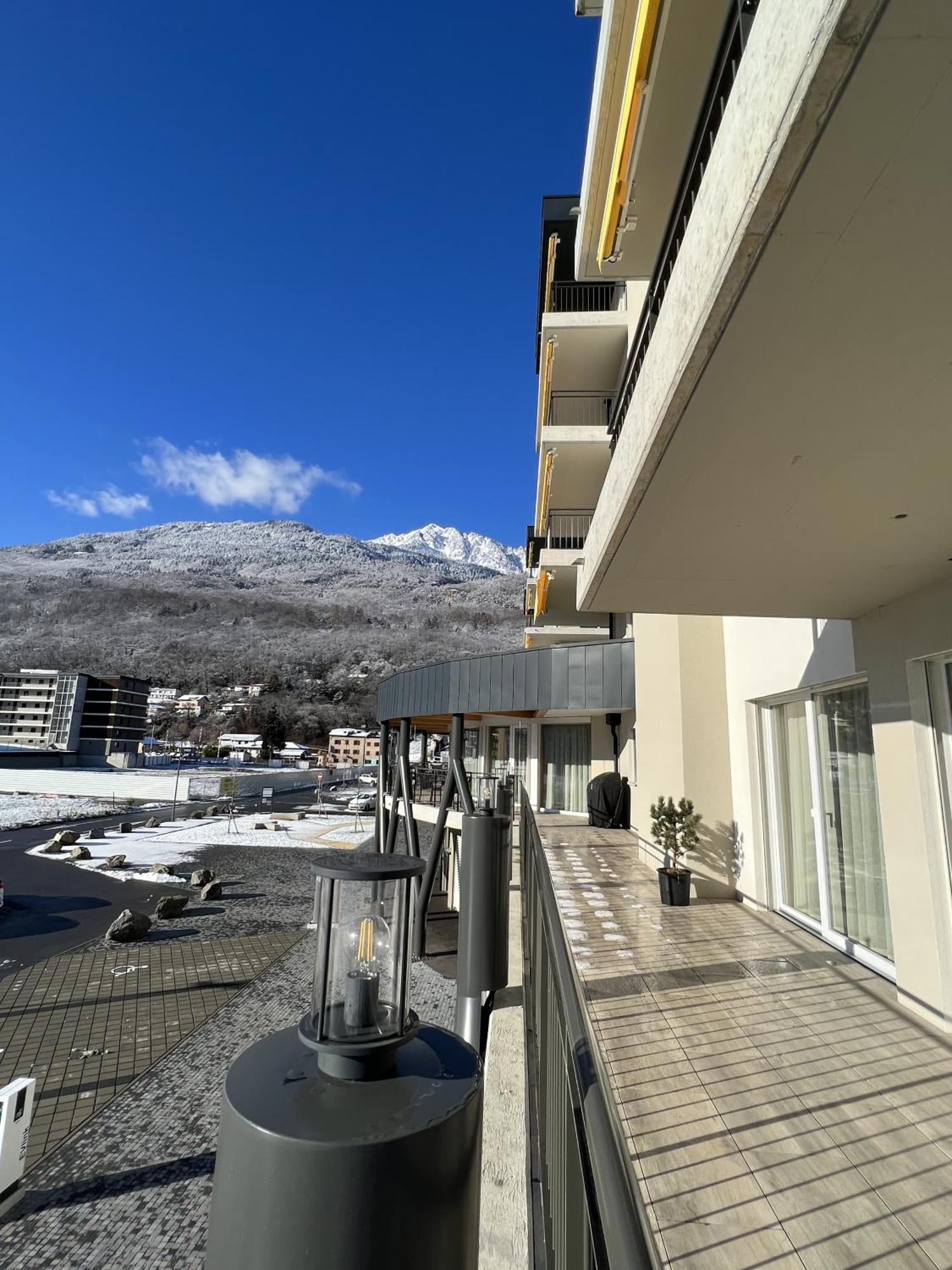Collombey-Muraz Alp Art Hotel Monthey מראה חיצוני תמונה
